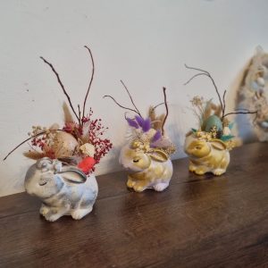 Aranjament de Paște cu Iepuraș decorativ
